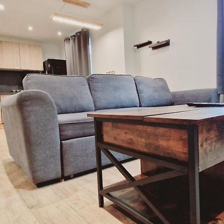 Le Claudius Apartment Анси Екстериор снимка