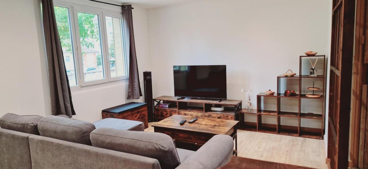 Le Claudius Apartment Анси Екстериор снимка